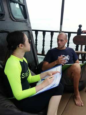 Andrea Teaching - Sea Gypsy Divers, Ao Nang, Krabi Thailand